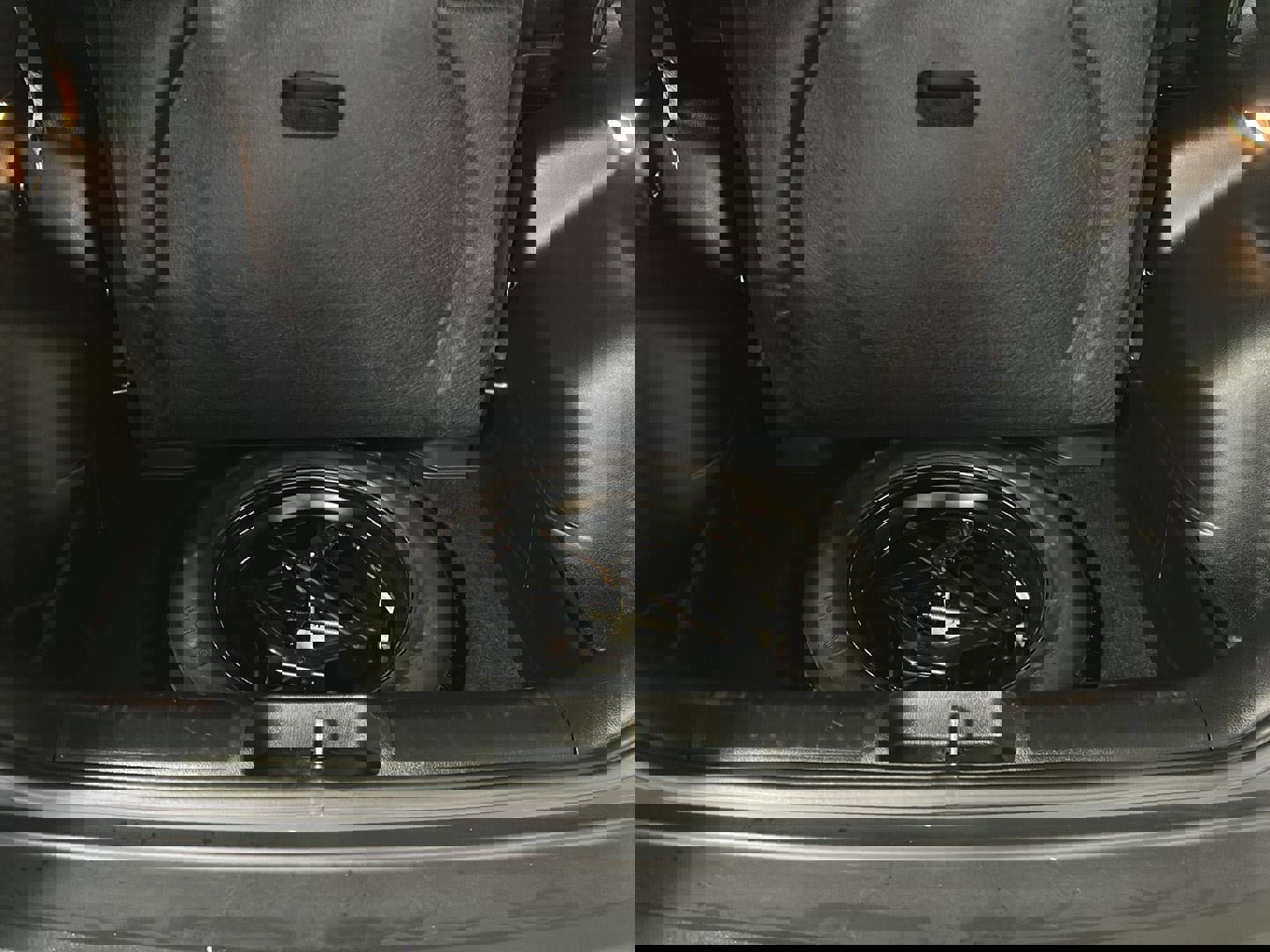 Used 2019 Jeep Cherokee Latitude Plus w/ Comfort/Convenience Group image 10