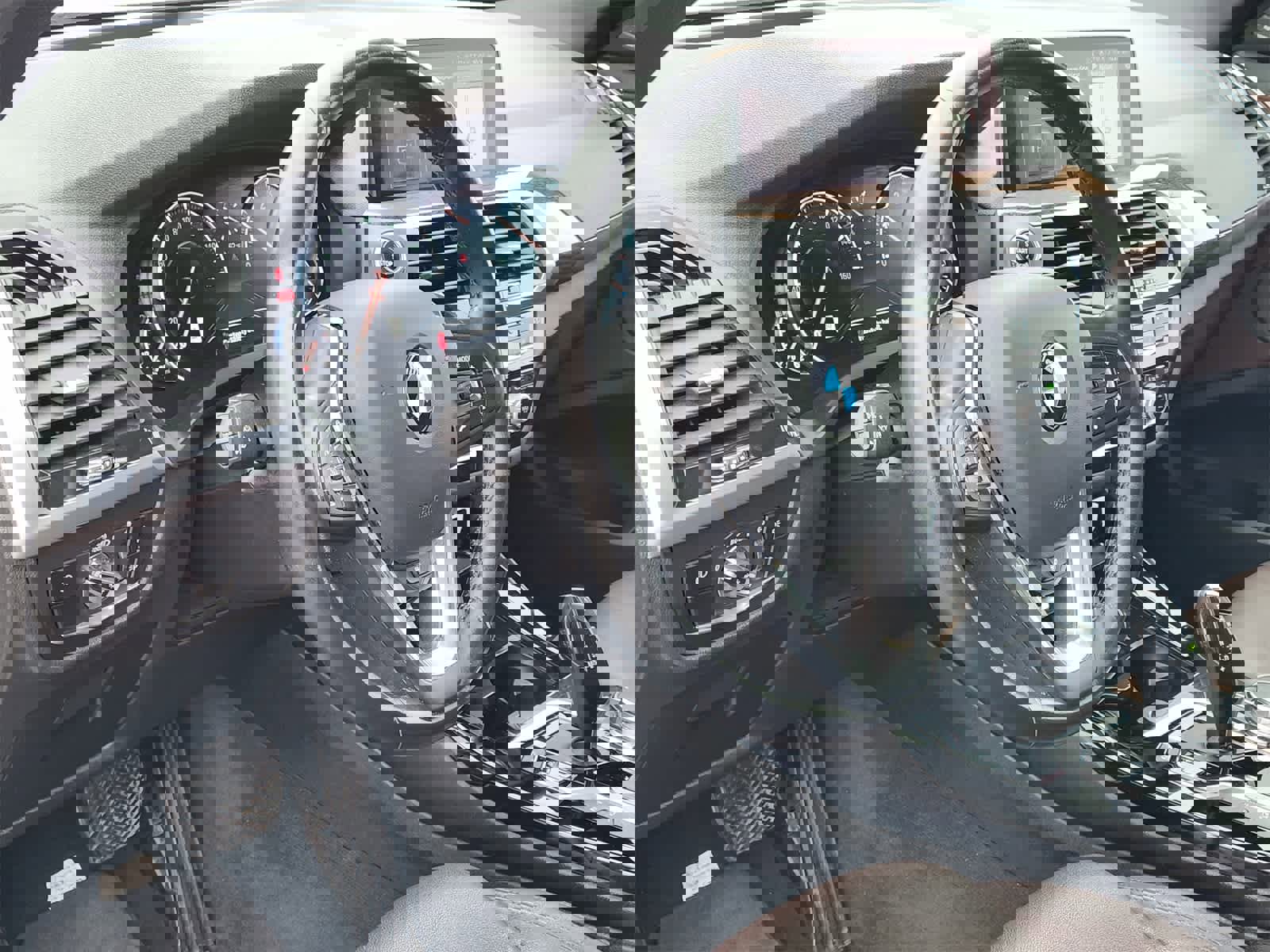 Used 2019 BMW X3 xDrive30i w/ Executive Package image 6