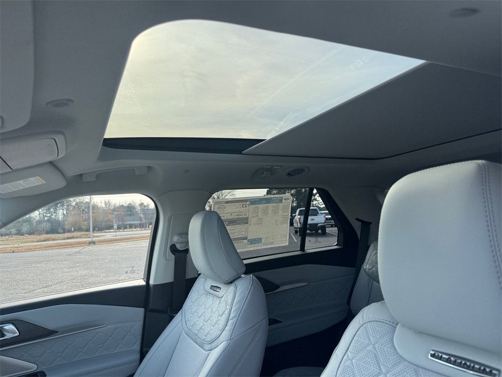 New 2026 Ford Explorer Platinum w/ LUX Leather Package image 21