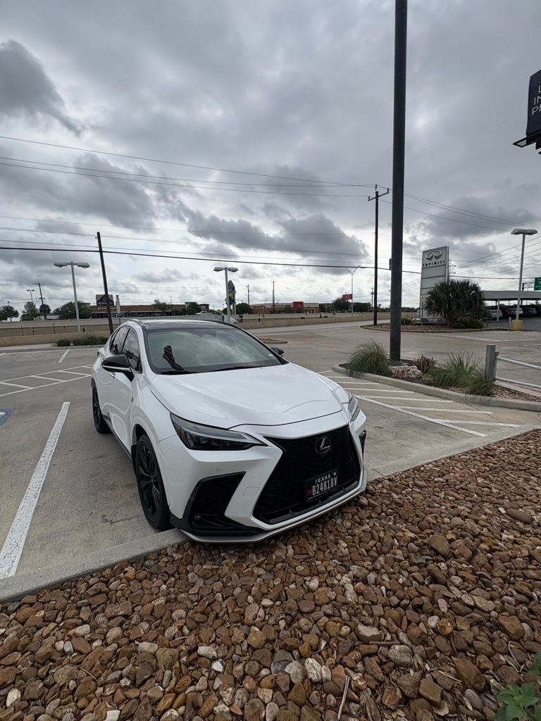 Used 2022 Lexus NX 350 F Sport image 4