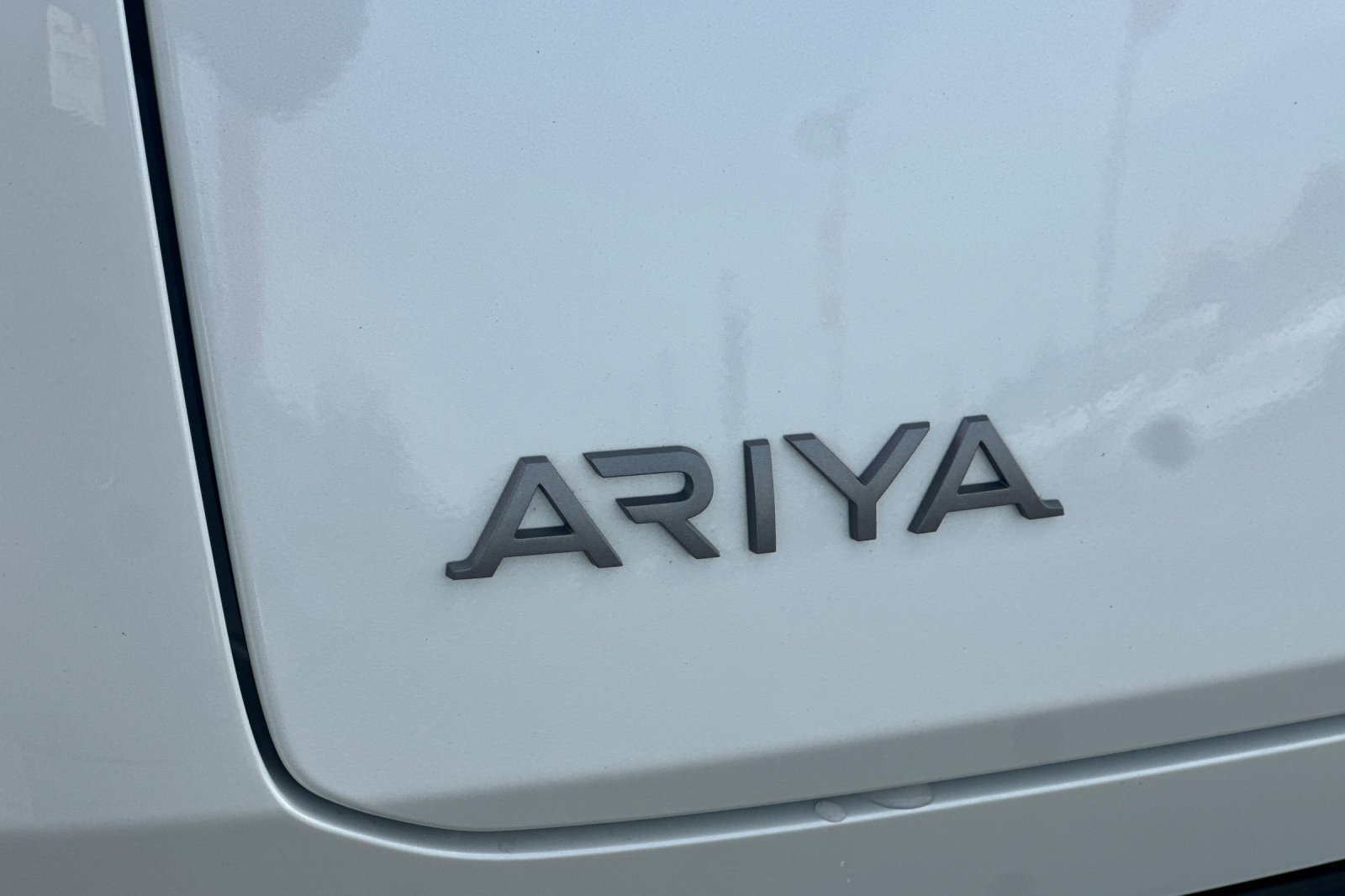 Used 2024 Nissan Ariya FWD image 53