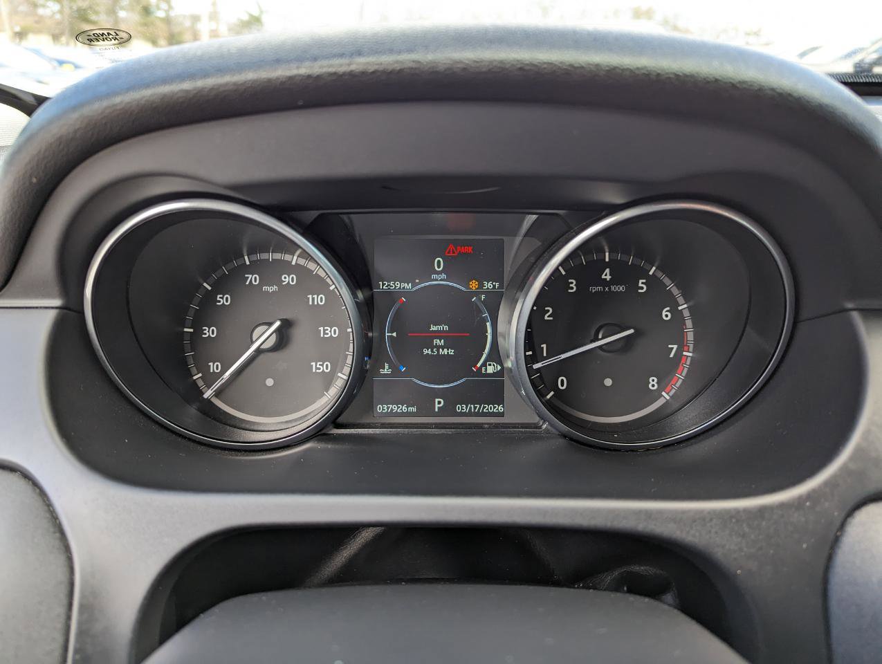 Used 2017 Land Rover Discovery Sport HSE image 18