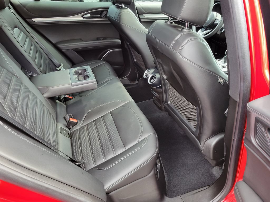 Used 2023 Alfa Romeo Stelvio Veloce AWD/4WD image 22