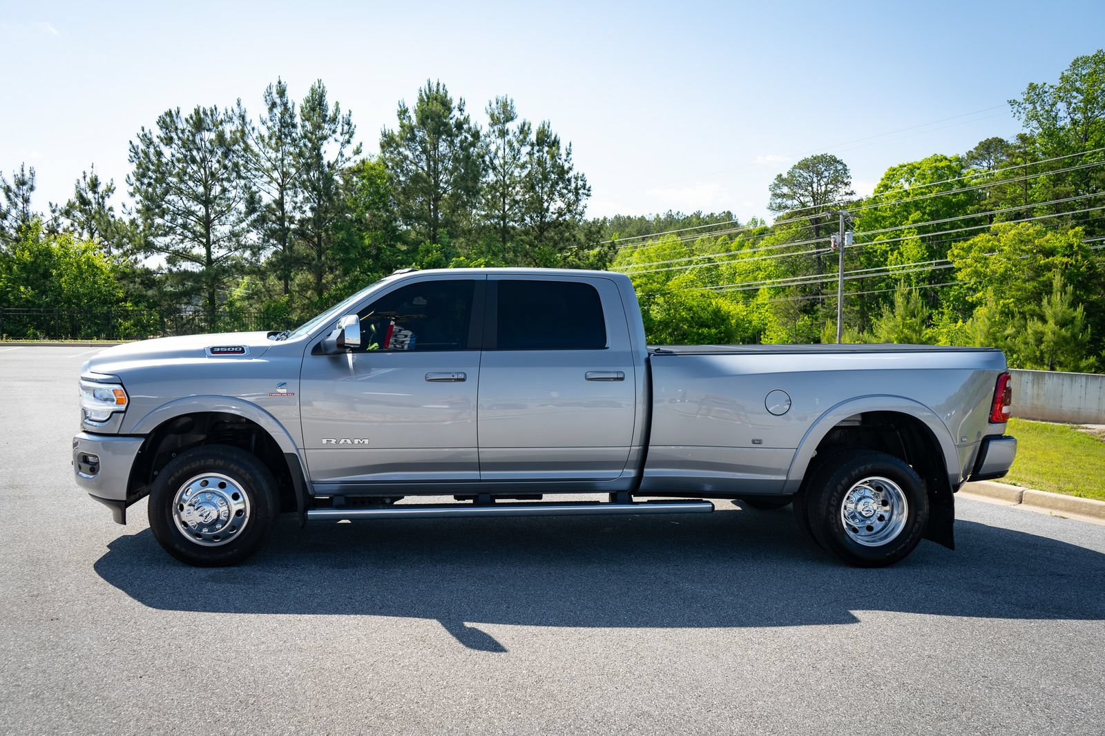 Used 2022 RAM 3500 Laramie AWD/4WD image 5