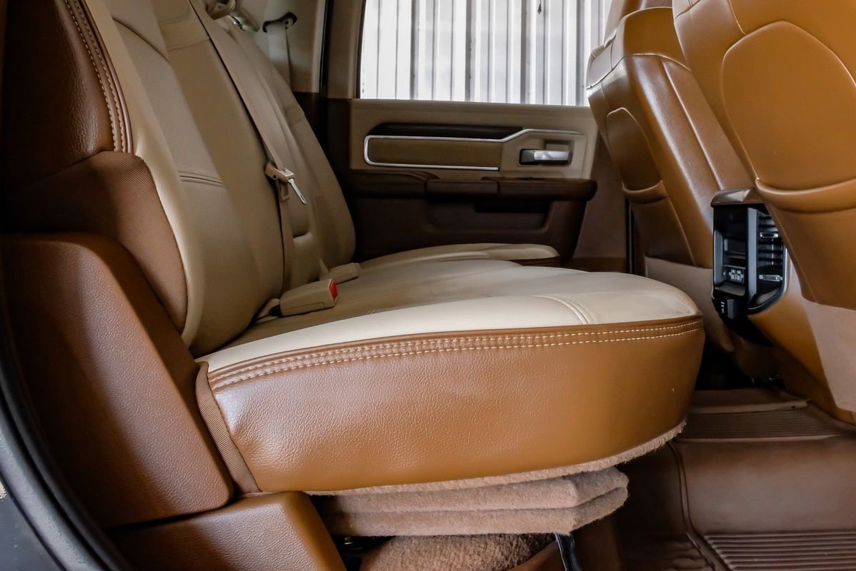 Used 2022 RAM 3500 Laramie image 34