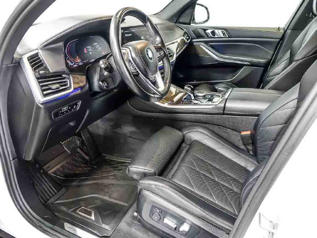Used 2023 BMW X5 xDrive40i w/ Premium Package AWD/4WD image 29