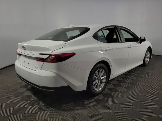 Used 2025 Toyota Camry LE FWD image 8