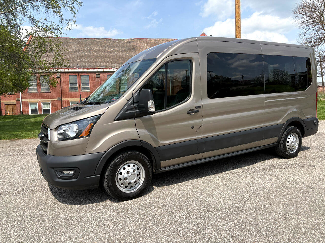 Used 2020 Ford Transit 350 XL image 4