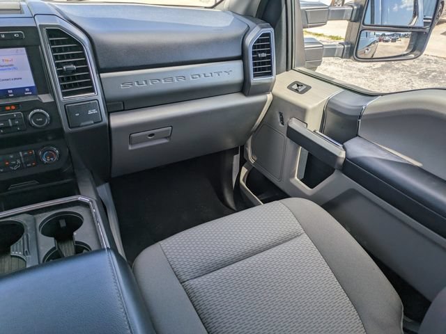 Used 2020 Ford F350 XLT w/ XLT Premium Package AWD/4WD image 17