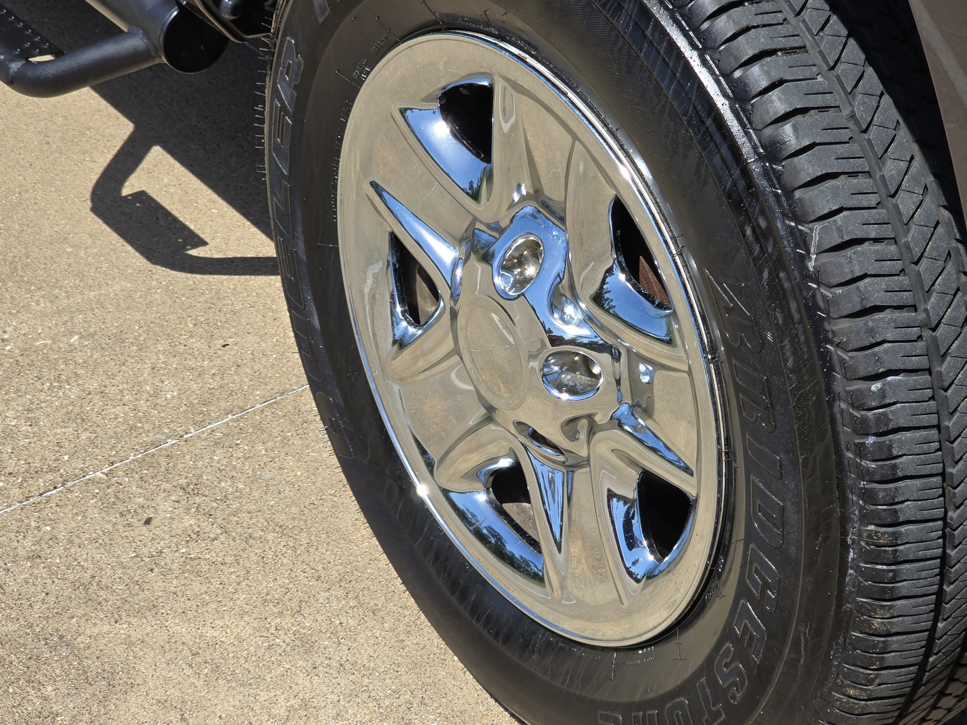 Used 2012 Toyota Tundra 2WD CrewMax w/ Tow Pkg image 7
