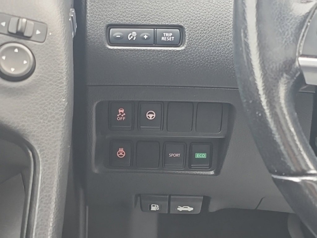 Used 2020 Nissan Rogue Sport SL w/ Premium Package image 29