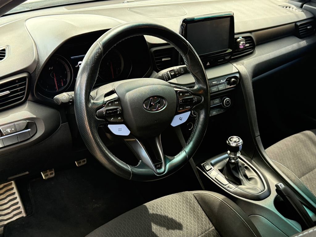 Used 2020 Hyundai Veloster N w/ Performance Package FWD image 10