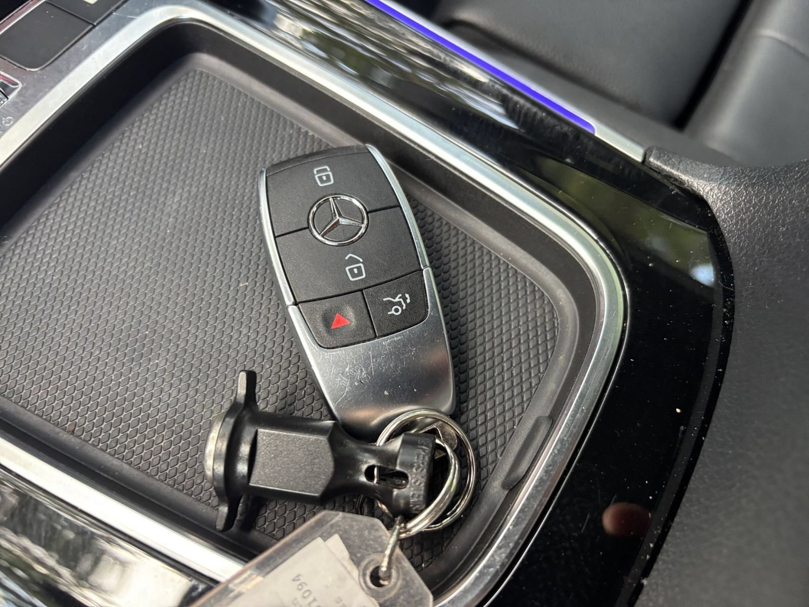 Used 2025 Mercedes-Benz GLB 250 image 22