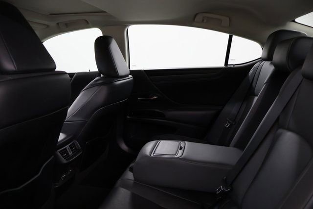 Used 2022 Lexus ES 250 w/ Premium Package AWD/4WD image 32