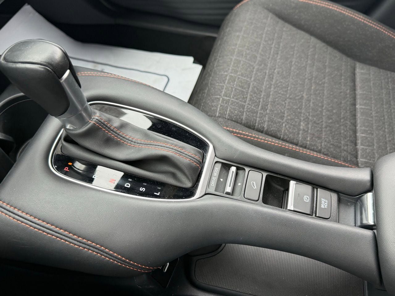 Used 2025 Honda HR-V Sport image 17