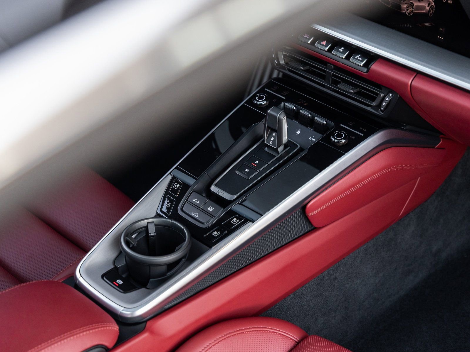 Used 2025 Porsche 911 Turbo S image 33