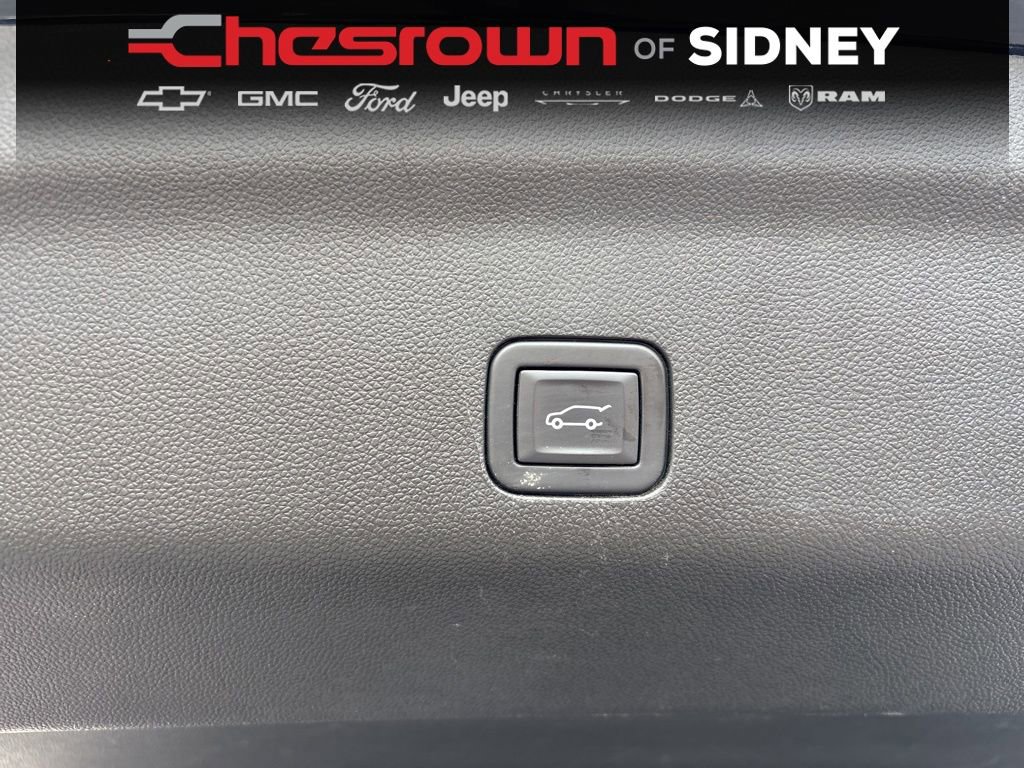 Used 2023 Cadillac Escalade Premium Luxury AWD/4WD image 32