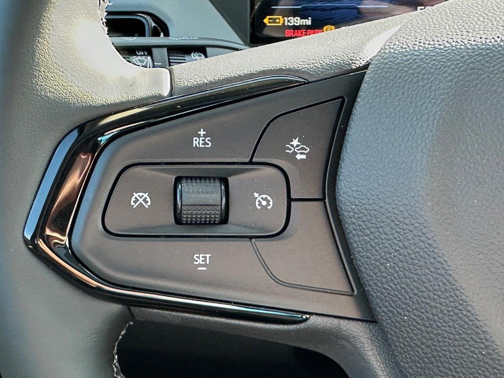 New 2027 Chevrolet Bolt RS w/ Technology Package FWD image 9