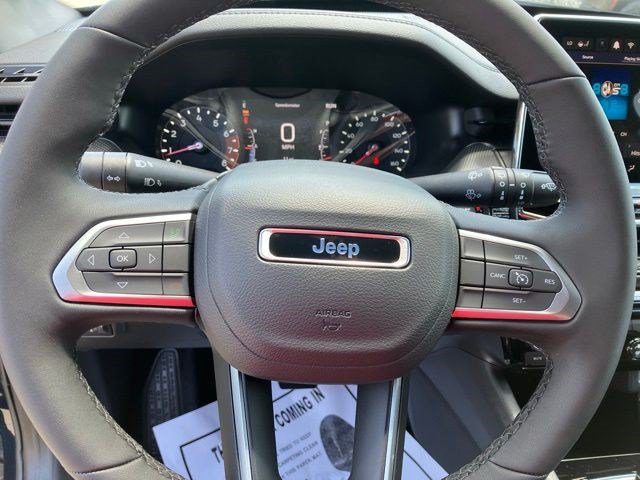 New 2026 Jeep Compass Latitude AWD/4WD image 15