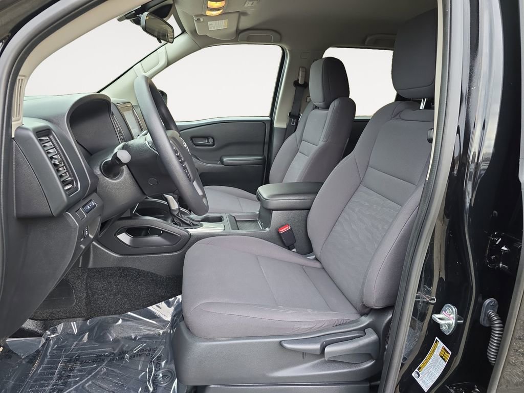 Used 2024 Nissan Frontier S w/ Technology Package AWD/4WD image 9