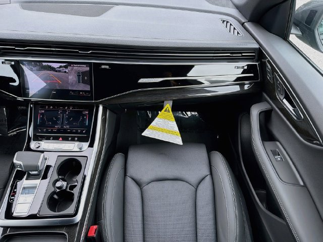 New 2027 Audi Q8 Prestige AWD/4WD image 17