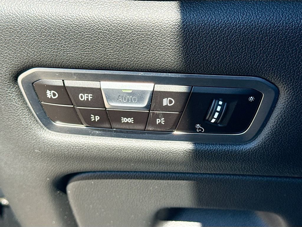 Used 2021 BMW X5 sDrive40i w/ Premium Package 2 image 37