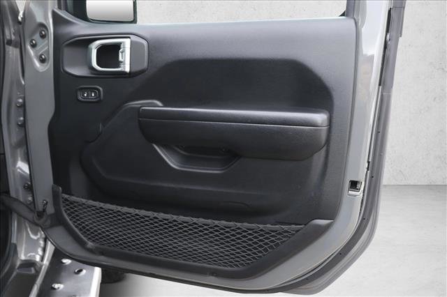Used 2020 Jeep Wrangler Unlimited Sport AWD/4WD image 29