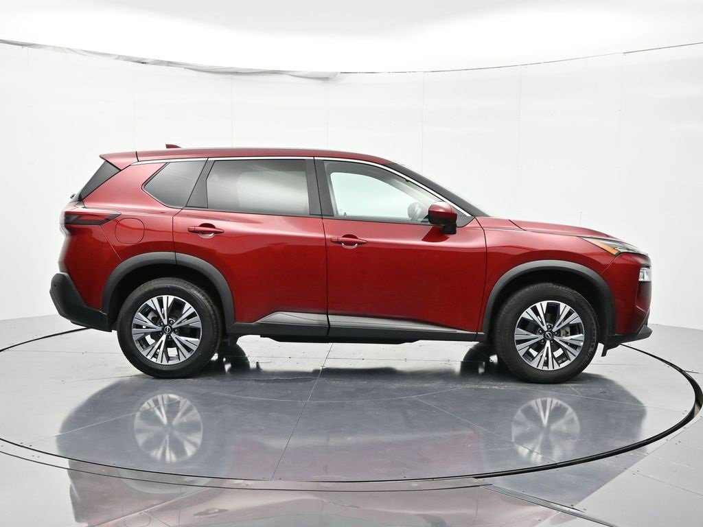 Used 2023 Nissan Rogue SV image 4