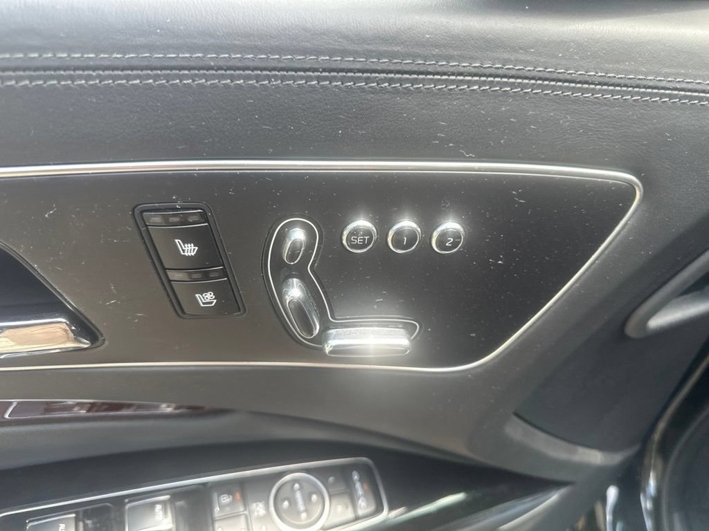 Used 2015 Kia K900 Luxury RWD image 17