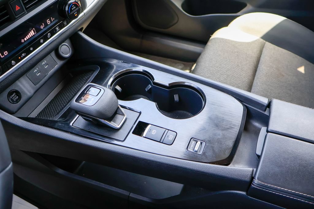 Certified 2026 Nissan Rogue SV w/ Cold Weather Package FWD image 15