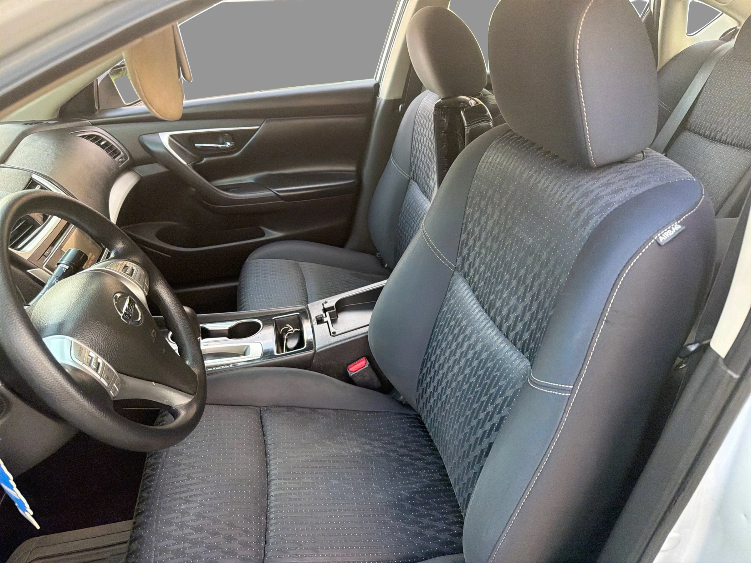 Used 2016 Nissan Altima 2.5 S w/ Power Driver Seat Package FWD image 10