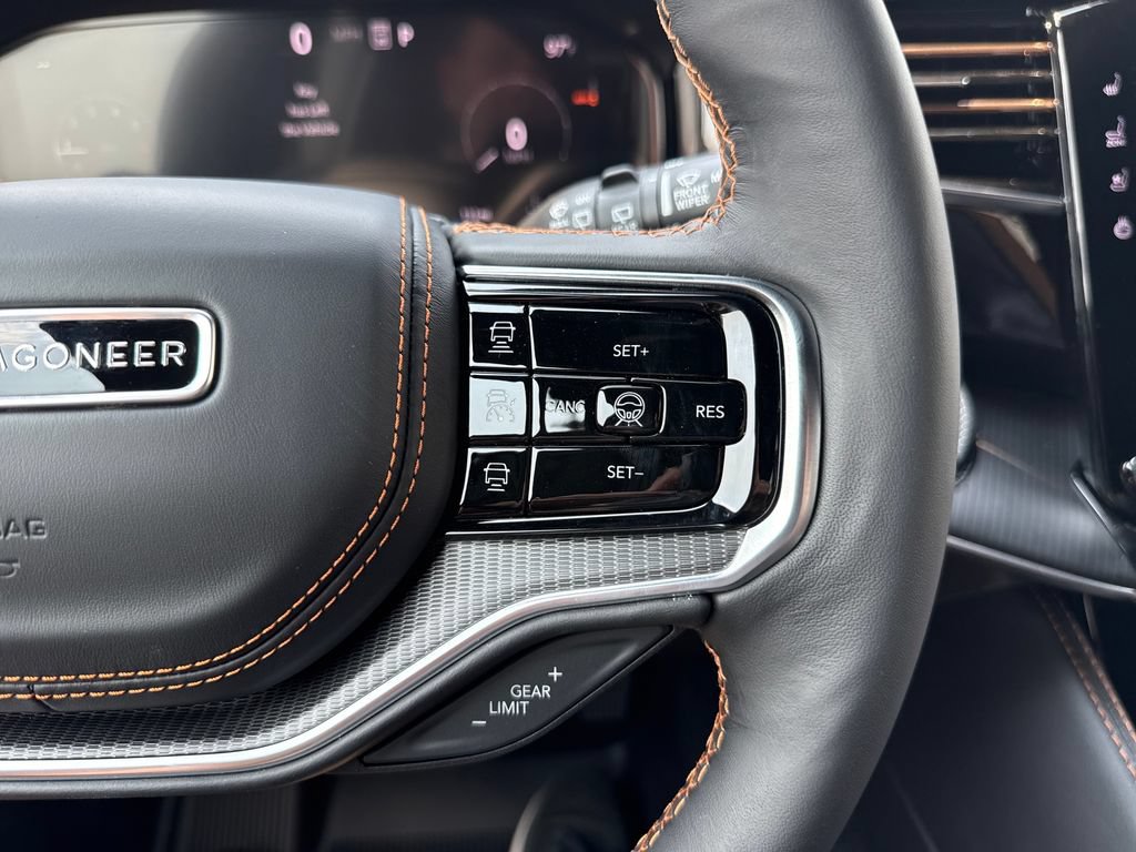 New 2026 Jeep Grand Wagoneer L Summit AWD/4WD image 16