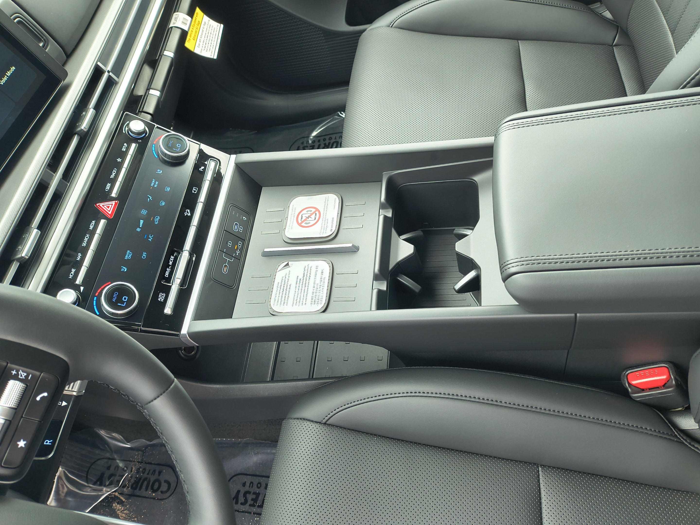 New 2027 Hyundai Santa Fe SEL FWD image 24