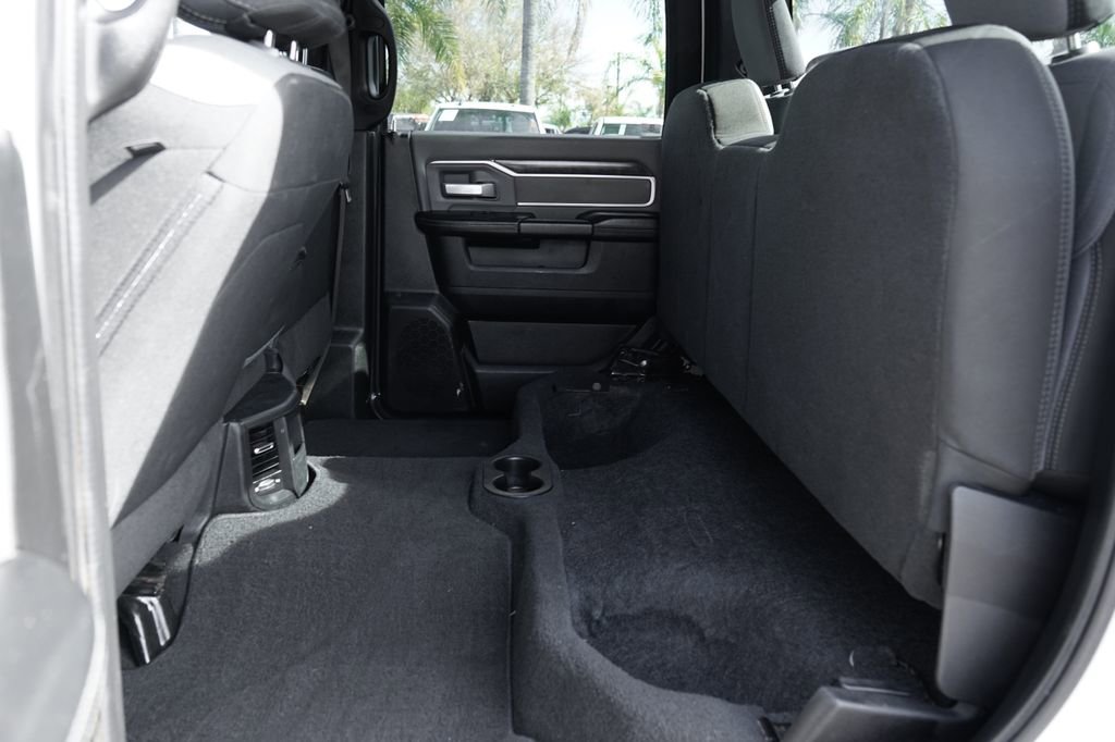 Used 2022 RAM 3500 Big Horn image 34