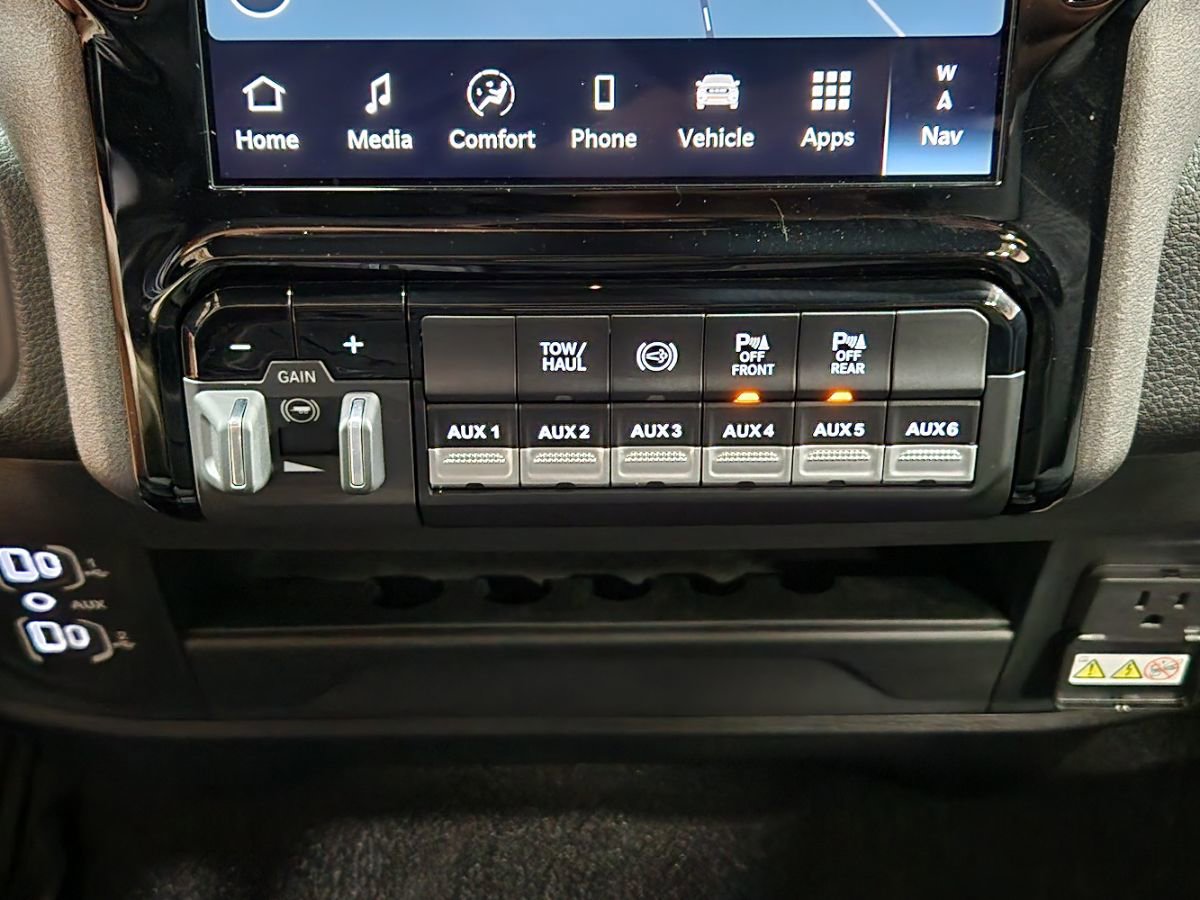 Used 2025 RAM 2500 Tradesman AWD/4WD image 28