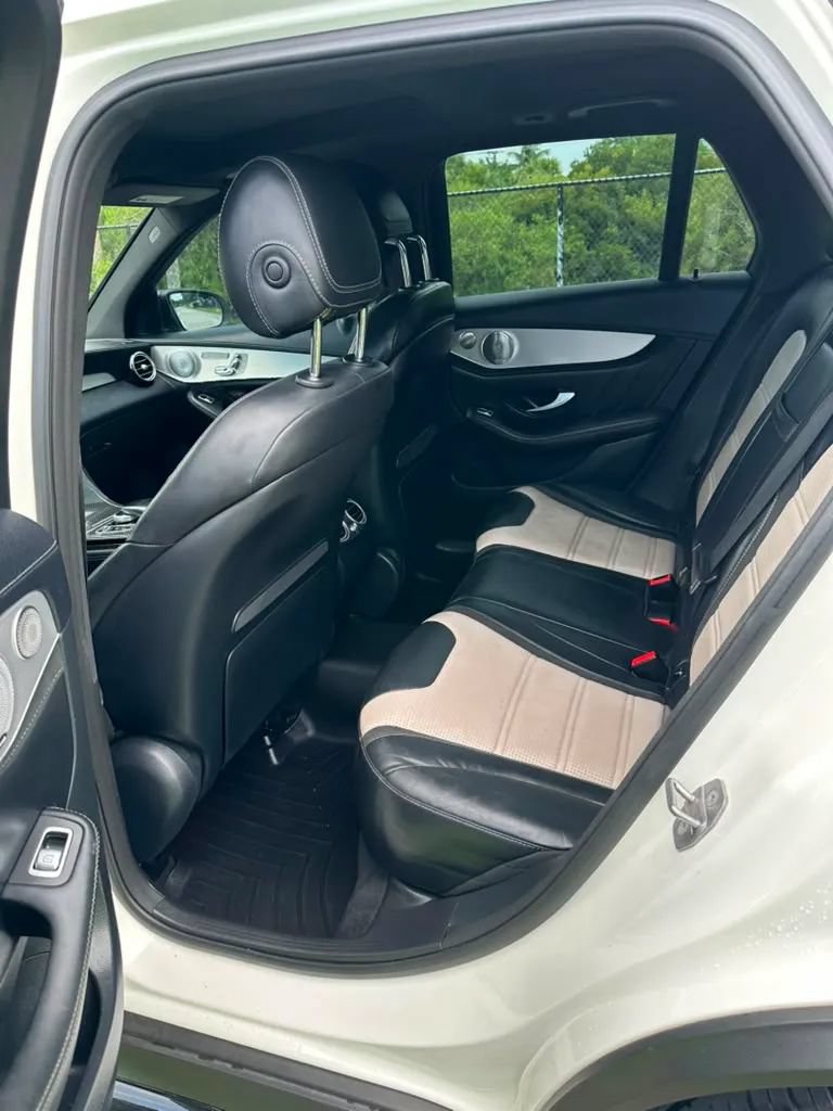 Used 2019 Mercedes-Benz GLC 63 AMG 4MATIC image 11