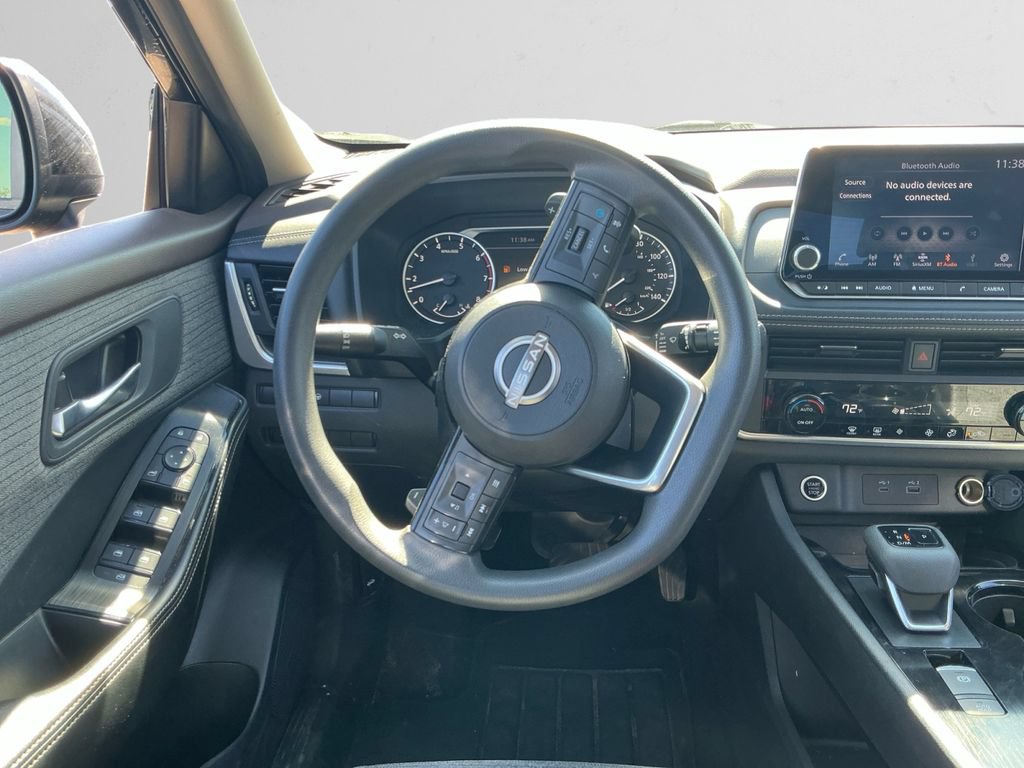 Used 2023 Nissan Rogue SV AWD/4WD image 12