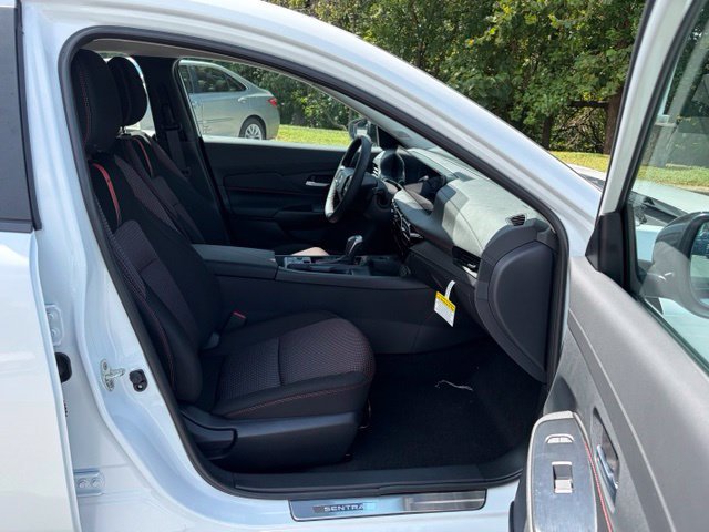 New 2027 Nissan Sentra SR w/ SR All Weather Package FWD image 27