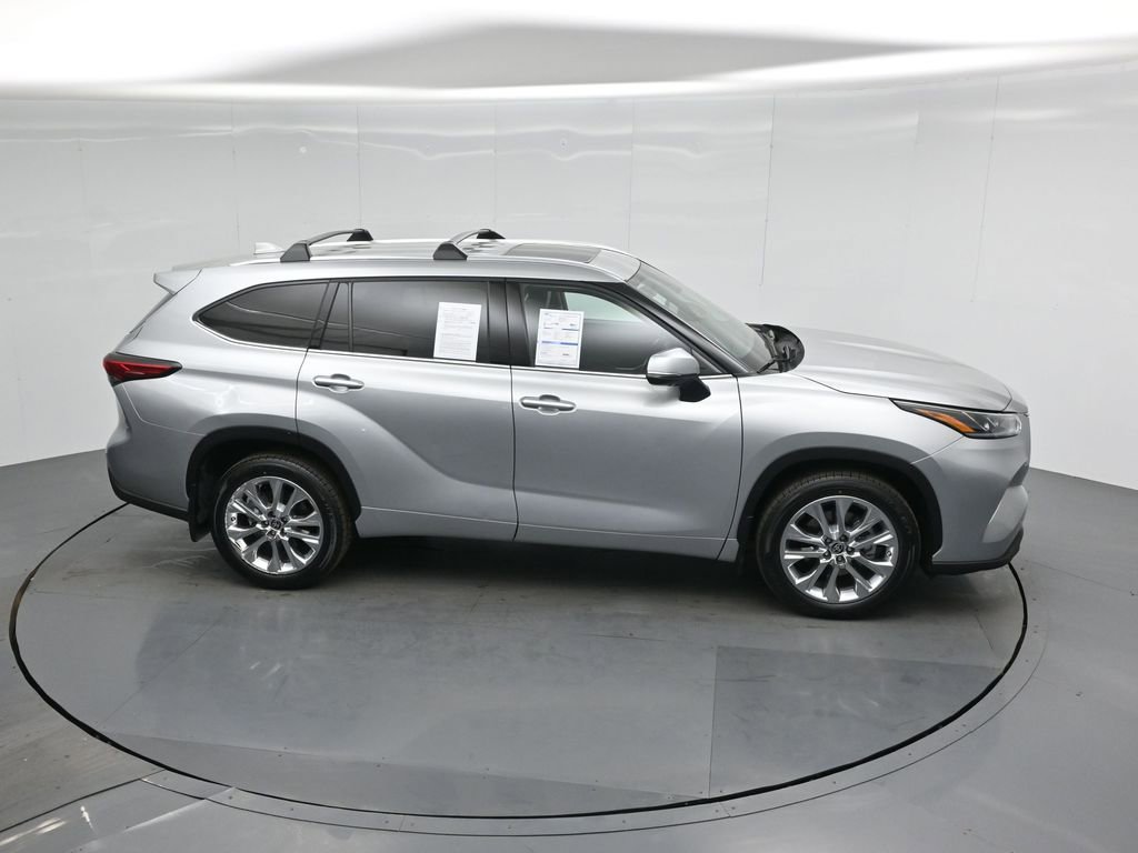 Used 2022 Toyota Highlander Limited image 54