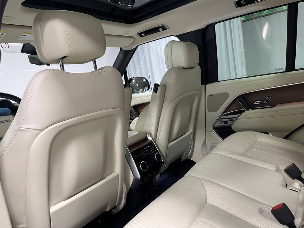 Used 2023 Land Rover Range Rover SE AWD/4WD image 26