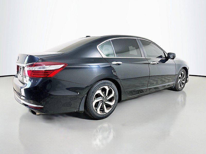 Used 2016 Honda Accord EX image 7