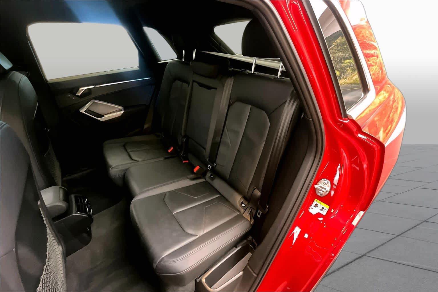 Used 2024 Audi Q3 2.0T Premium Plus AWD/4WD image 21