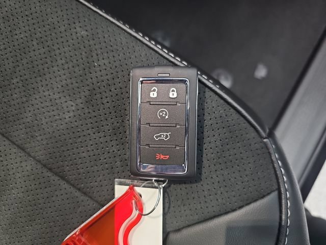 New 2026 Jeep Grand Cherokee Altitude AWD/4WD image 28