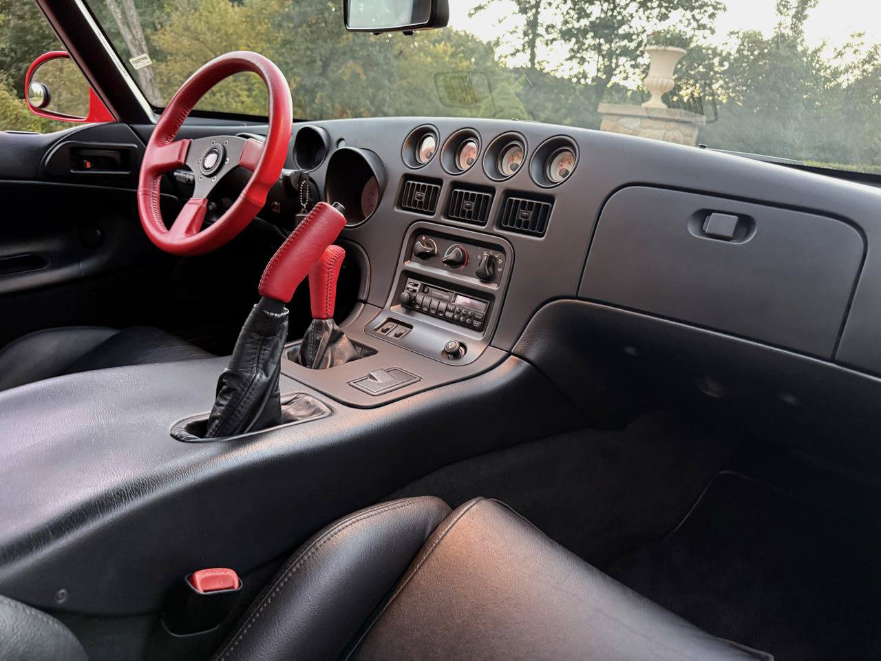 Used 1996 Dodge Viper RT/10 RWD image 22