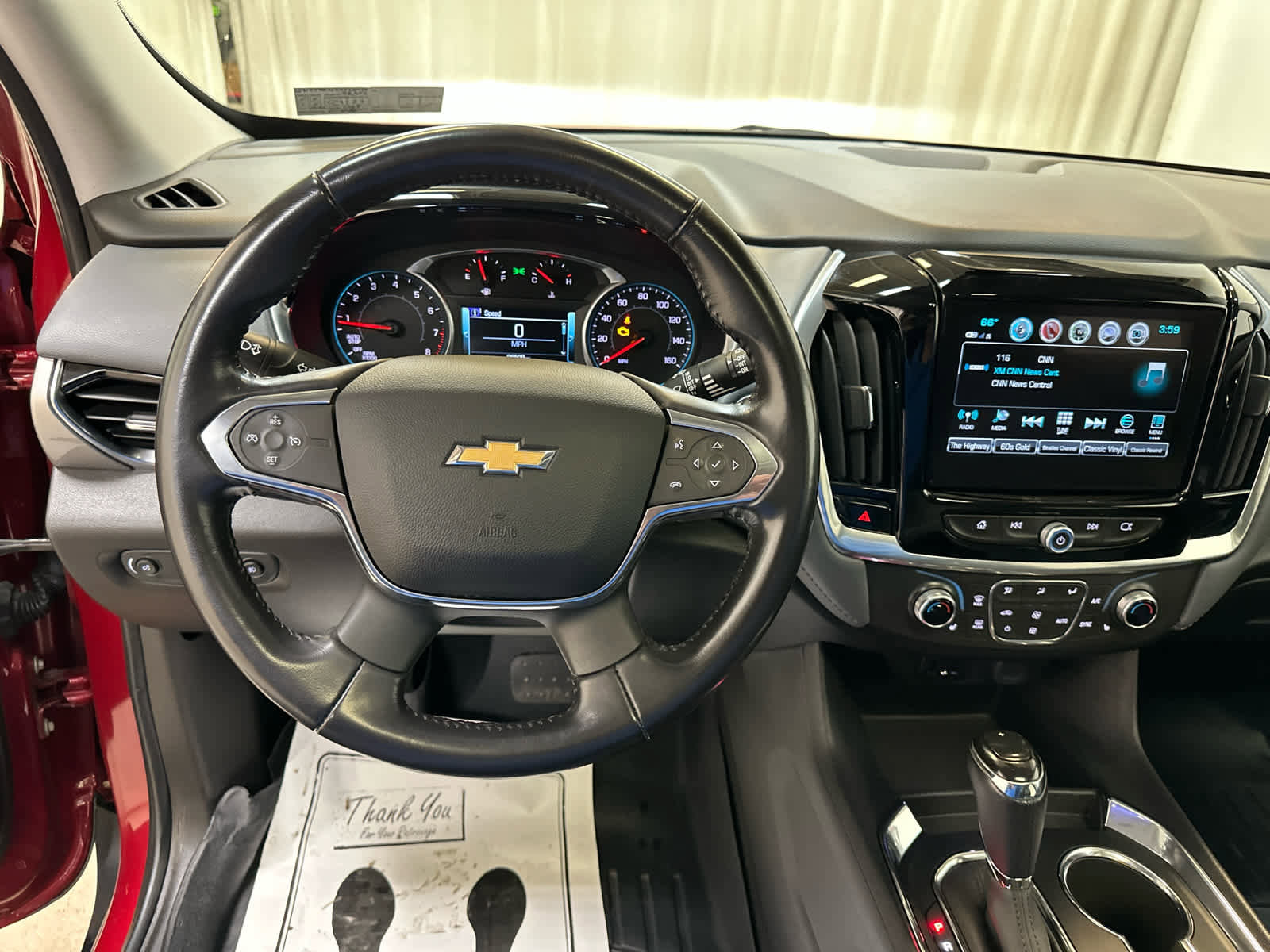 Used 2019 Chevrolet Traverse LT w/ LT Premium Package AWD/4WD image 3