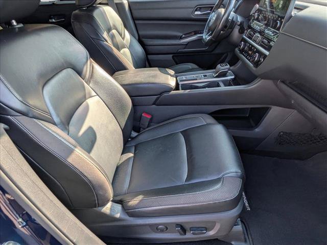 Used 2023 Nissan Pathfinder SL w/ SL Premium Package FWD image 20