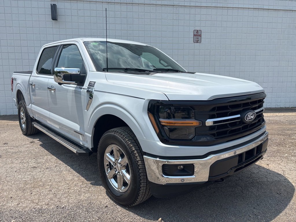 New 2025 Ford F150 XLT w/ Equipment Group 302A MID image 3