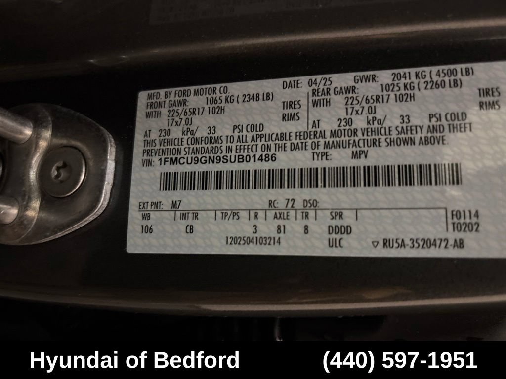 Used 2025 Ford Escape Active AWD/4WD image 13