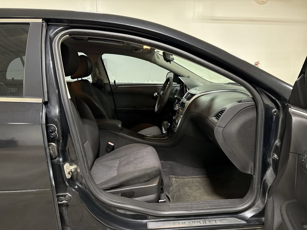 Used 2011 Chevrolet Malibu LT w/ Florida Edition Package FWD image 21