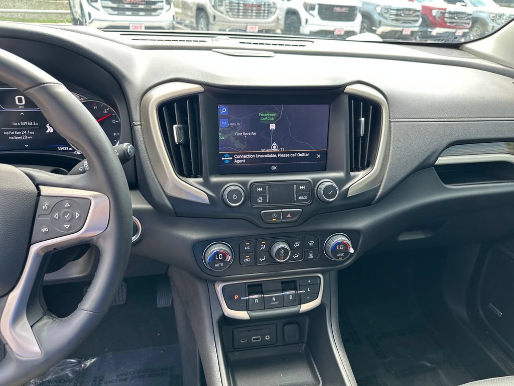 Certified 2024 GMC Terrain Denali w/ Black Diamond Edition AWD/4WD image 26